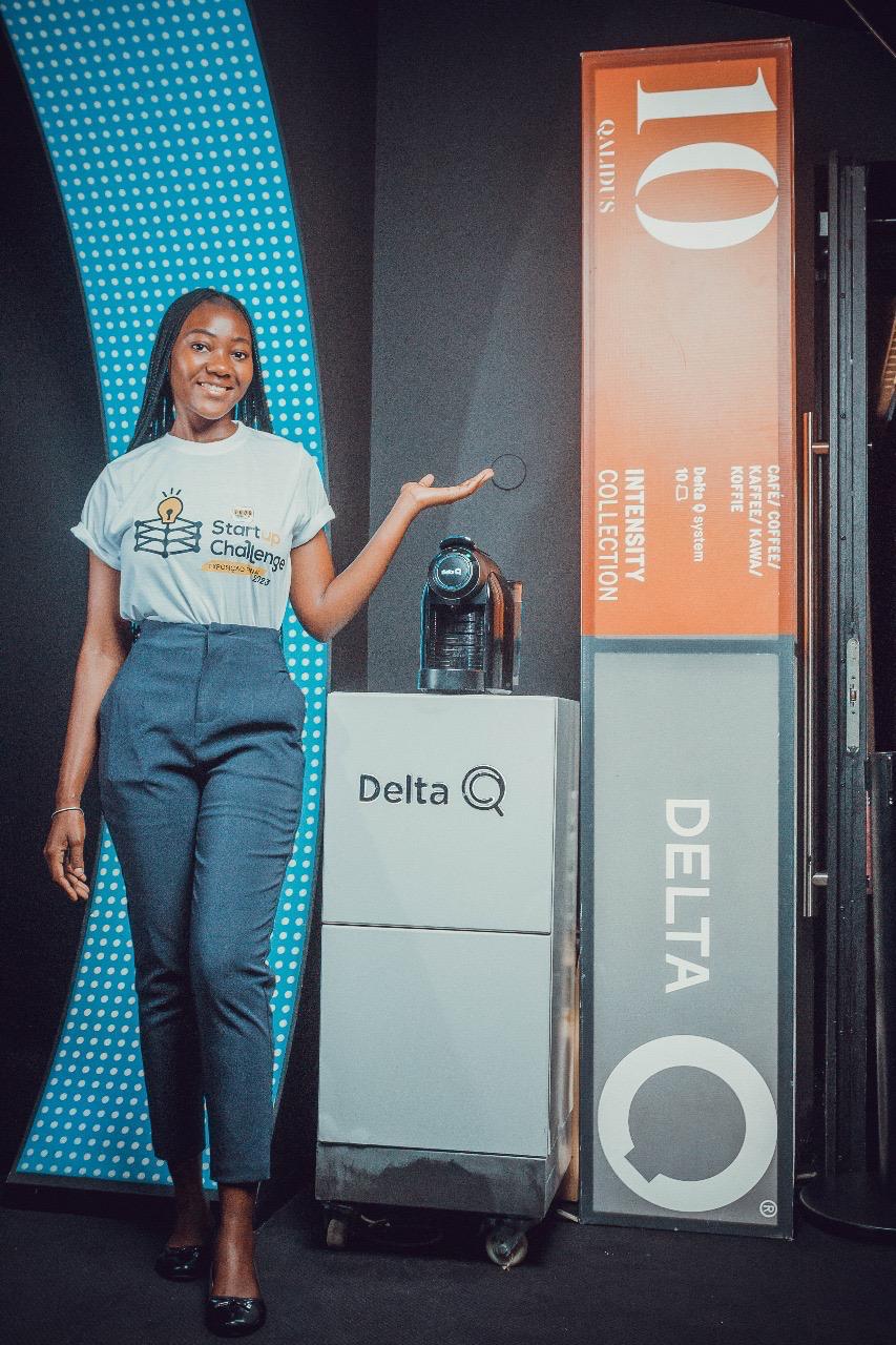 Expositor celebrando no Web Summit